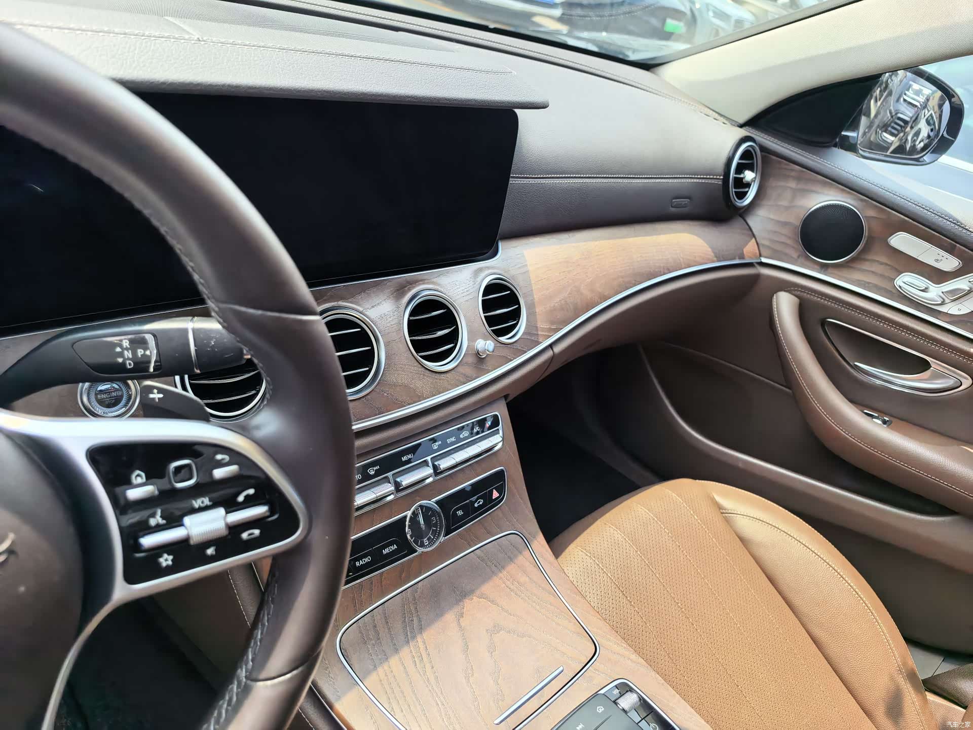 Mercedes-Benz E-Class, 2019 11