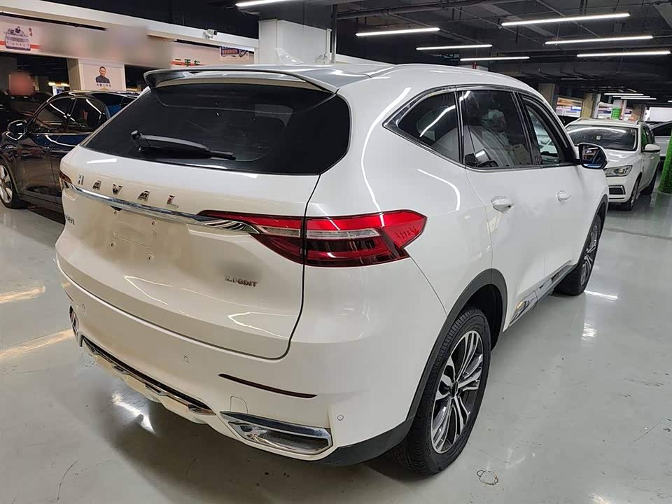Haval F7