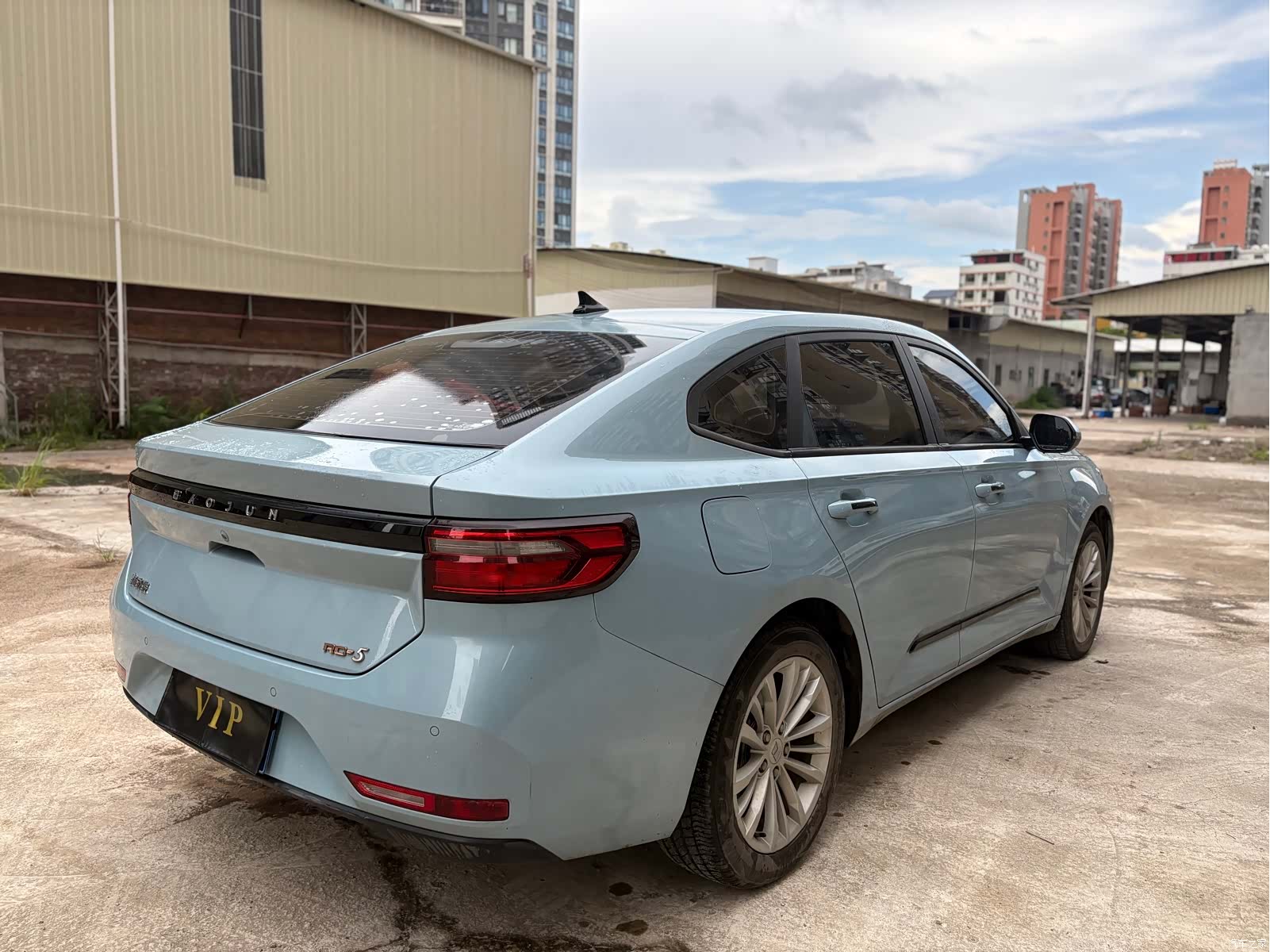Wuling RC-5, 2020 9