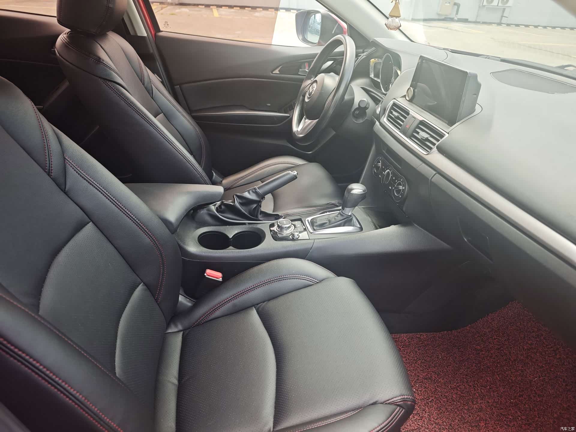 Mazda Mazda3, 2016 9