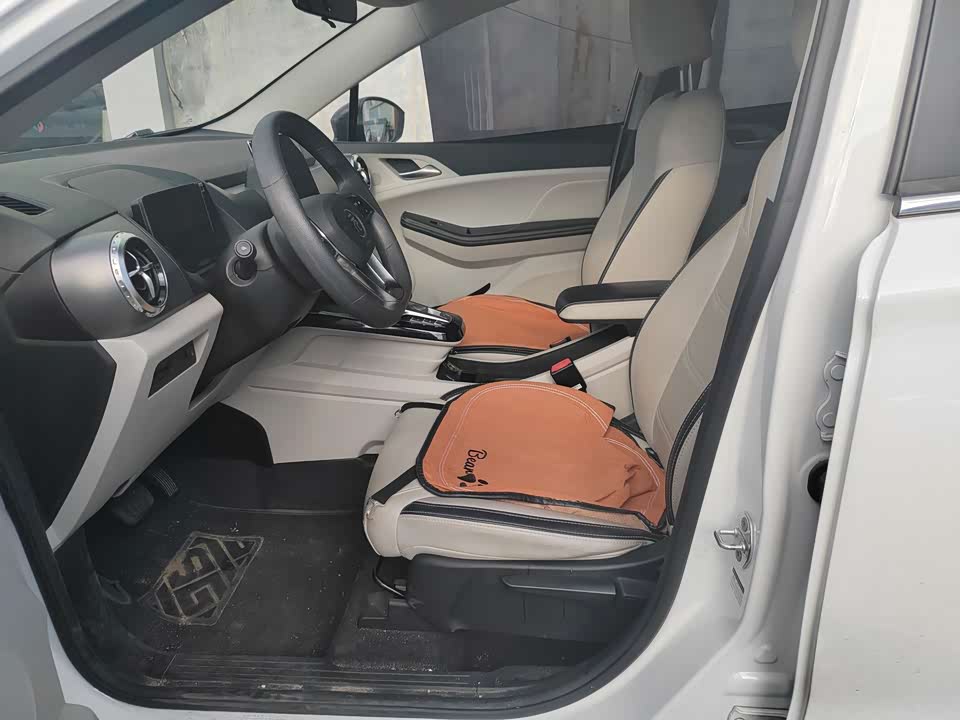 BYD Yuan Pro BYD Yuan Pro