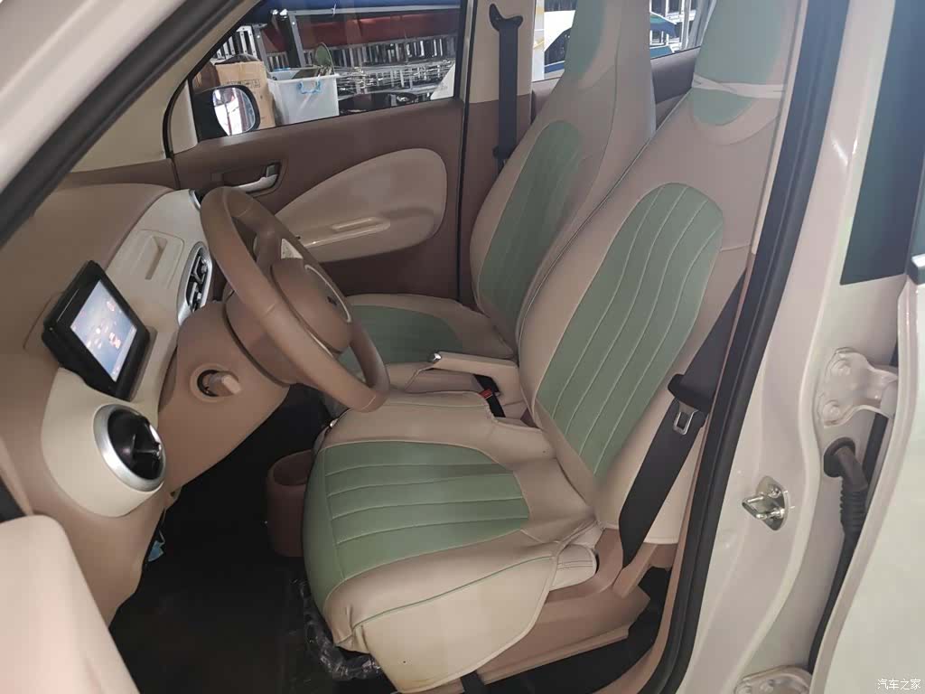 Wuling MINIEV, 2025 8