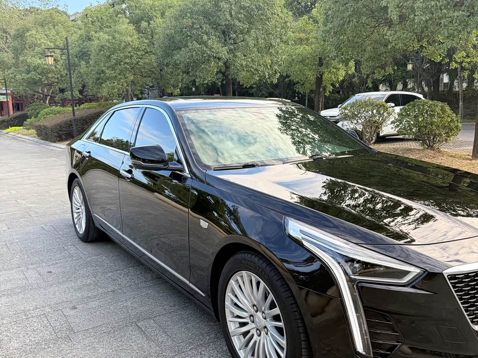 Cadillac CT6