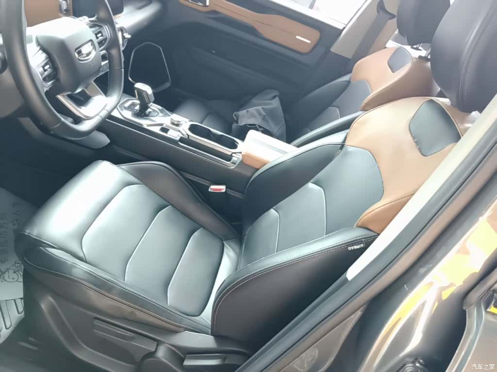Geely Icon, 2023 15