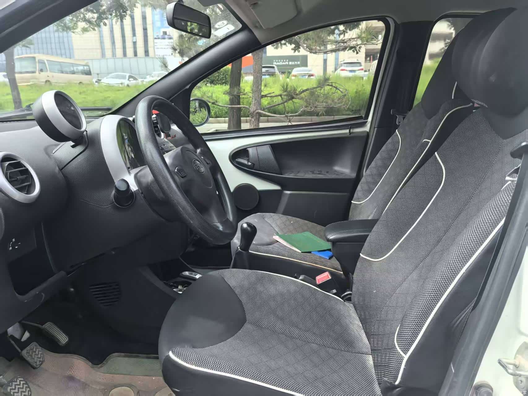 BYD F0, 2015 8