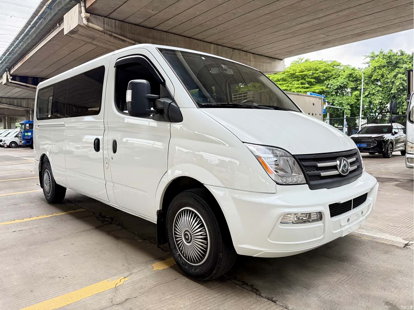 Maxus V80, 2023 3