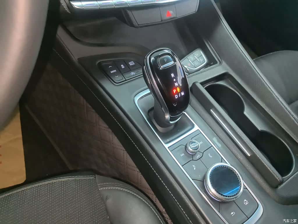 Cadillac CT5, 2020 10