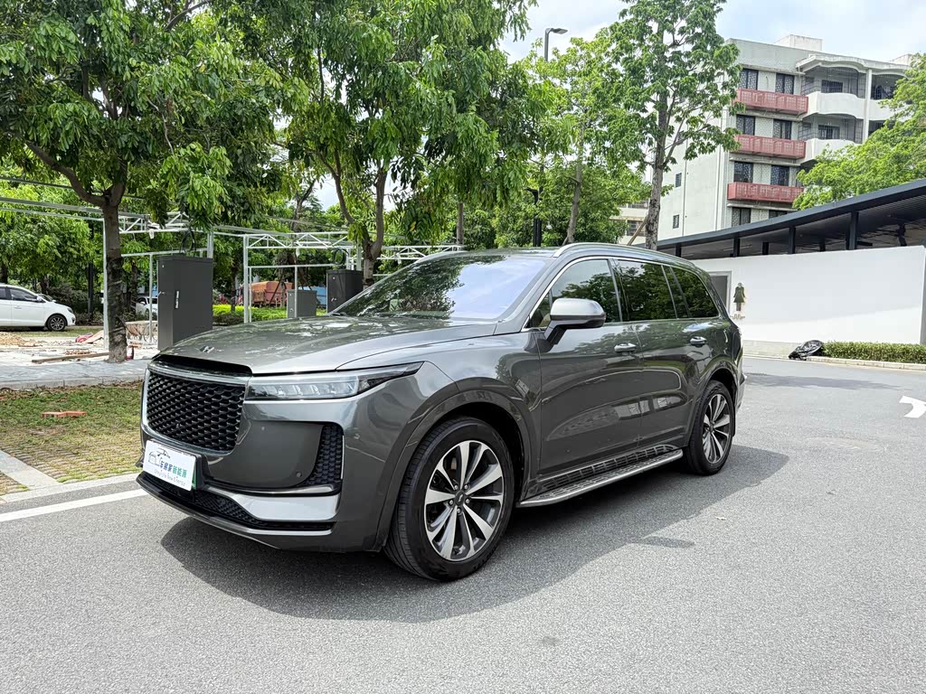 Li Auto ONE