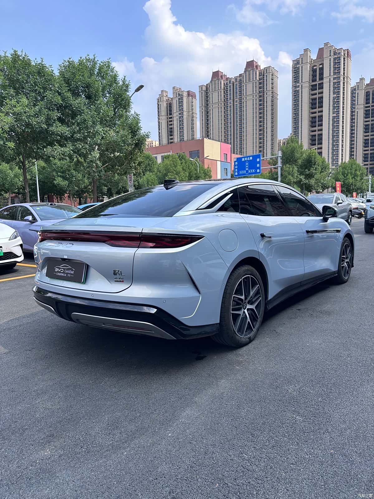 BYD Han, 2025 12