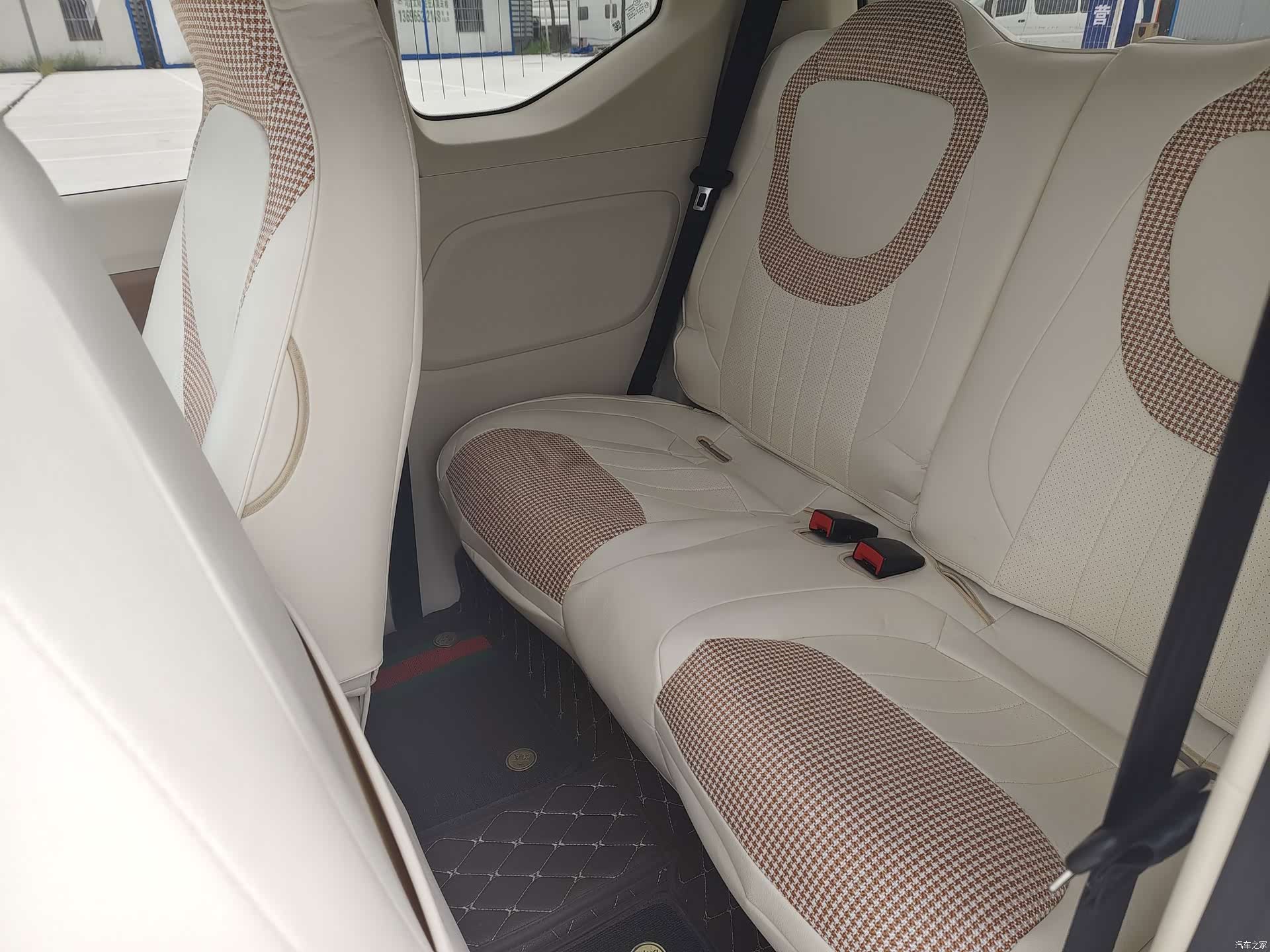 Wuling MINIEV, 2025 9