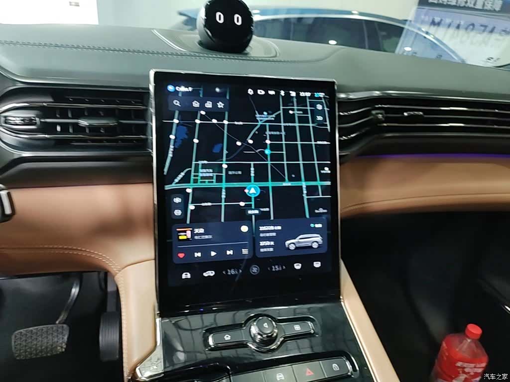 NIO ES8, 2020 13