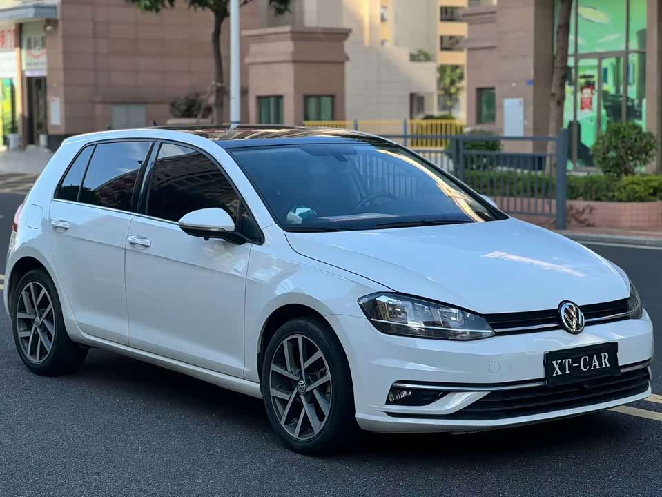 Volkswagen golf
