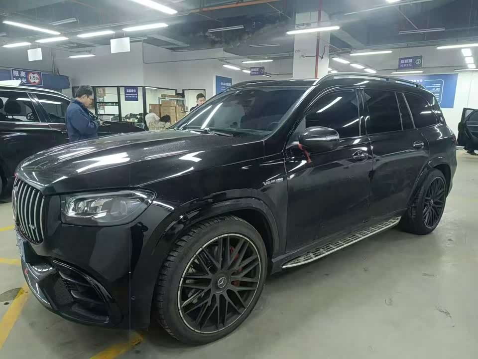 Mercedes-Benz GLS AMG
