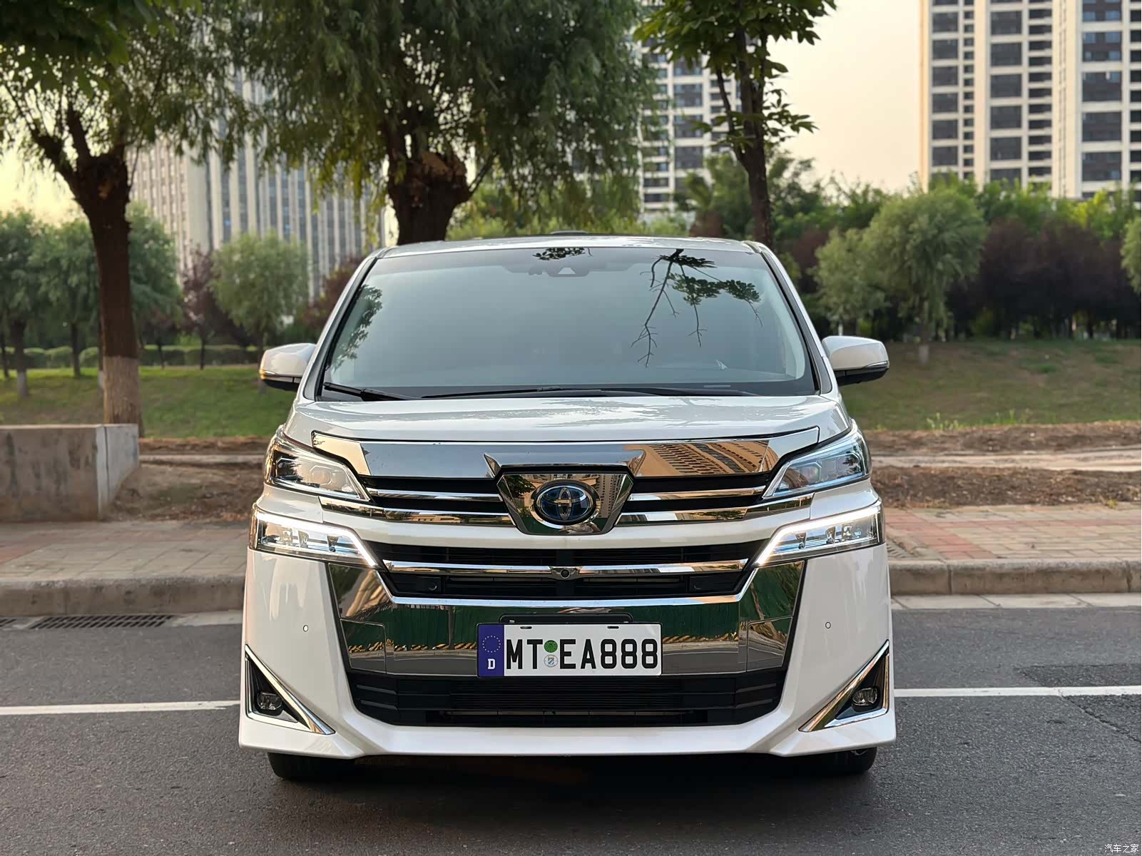 Toyota Vellfire, 2020 2