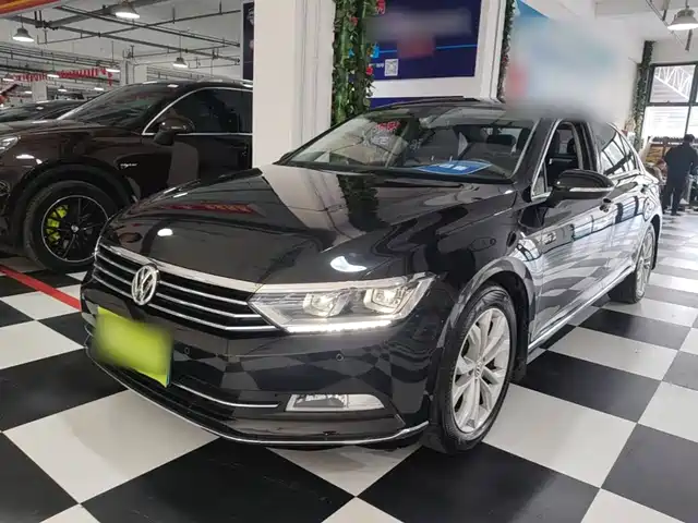 Volkswagen Magotan 2019 — купить из Китая под заказ