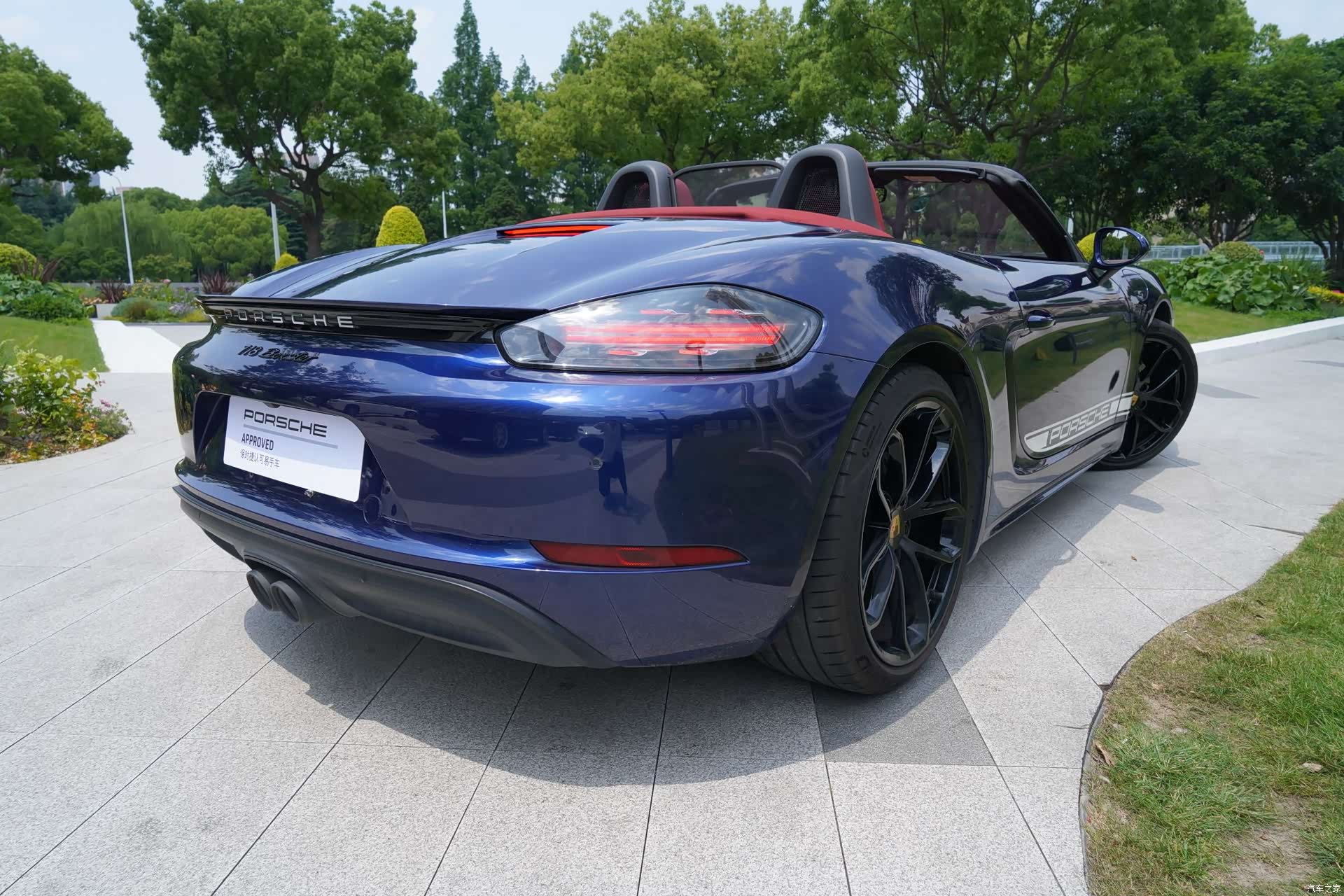 Porsche Boxster, 2024 11