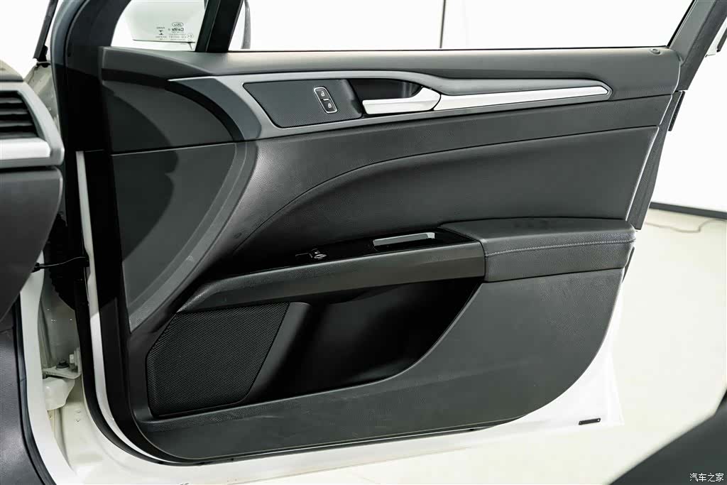Ford Mondeo, 2016 15