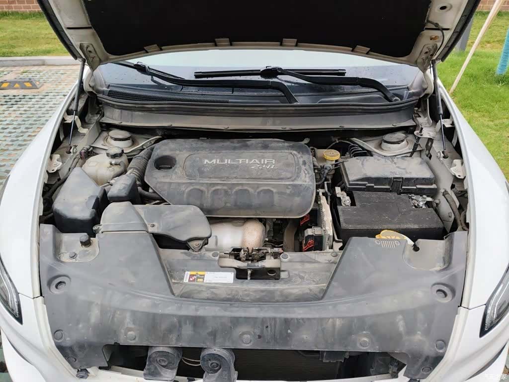 Jeep Cherokee, 2016 11