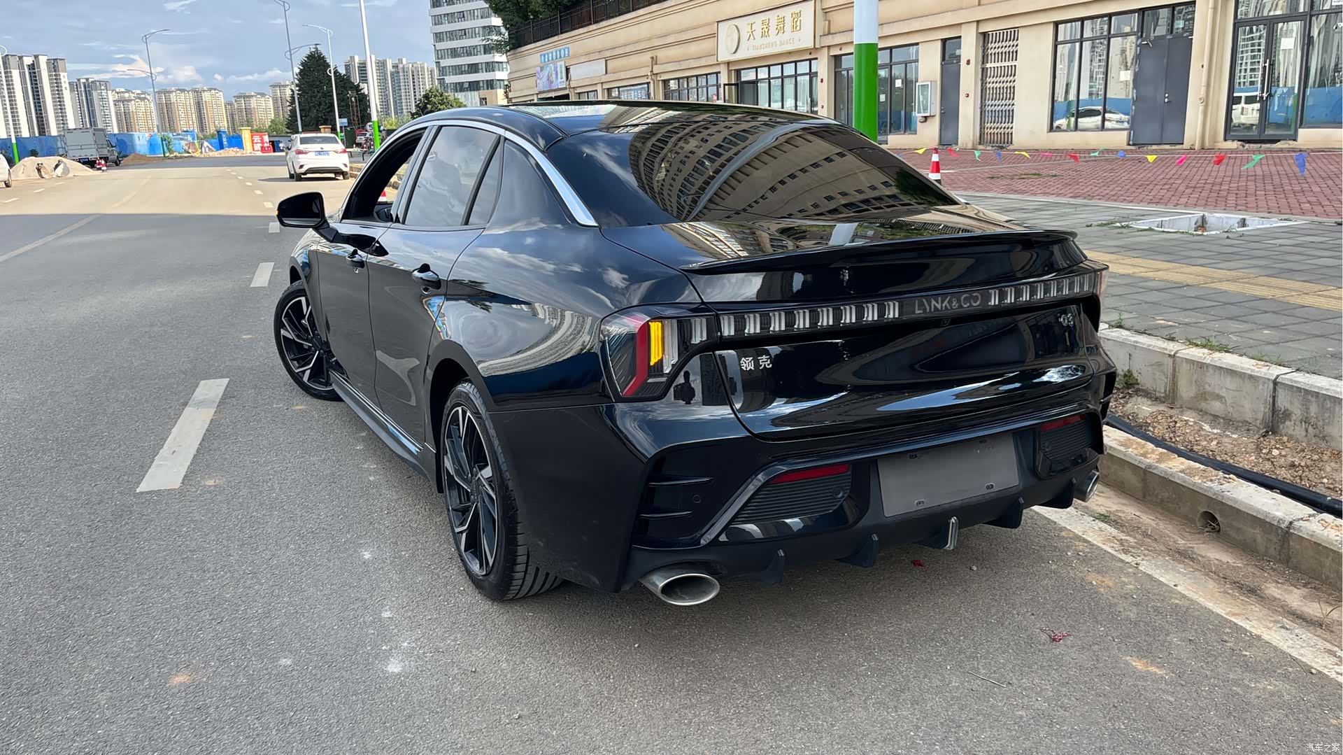 Lynk & Co 02, 2024 все фото