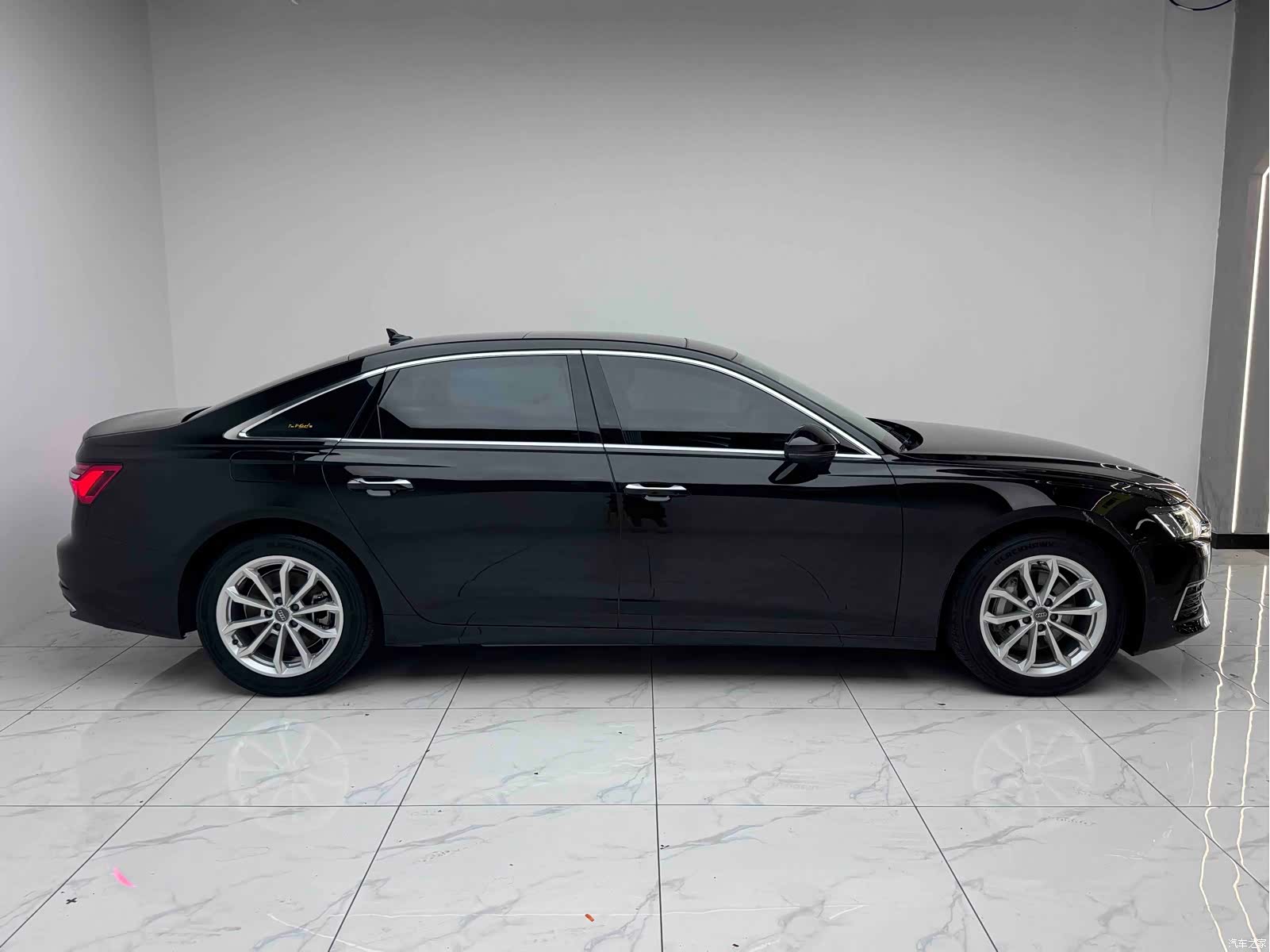 Audi A6L, 2020 17