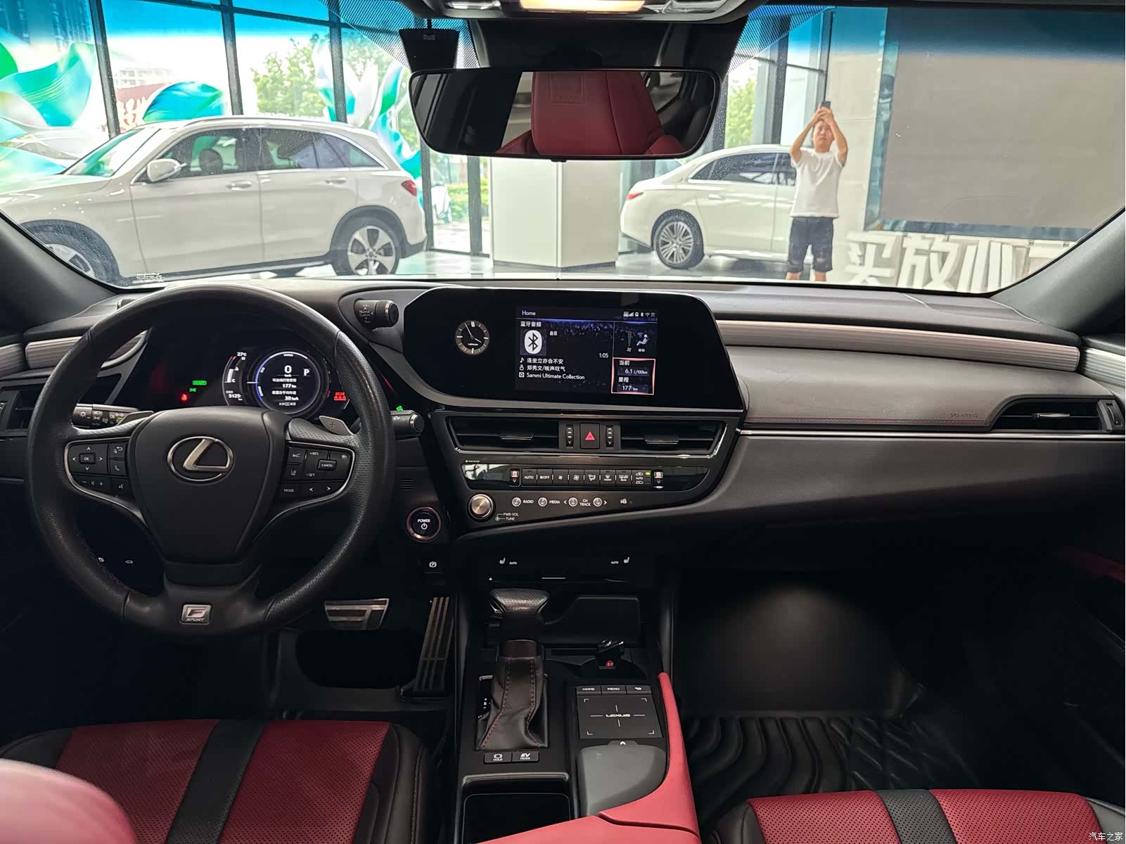 Lexus ES, 2022 11