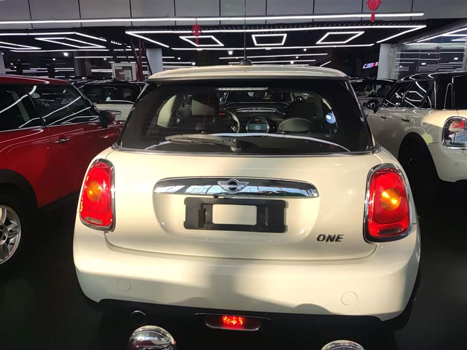 MINI MINI