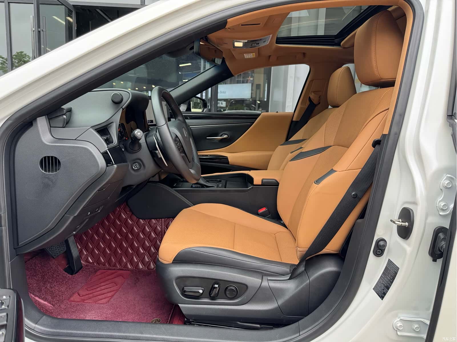Lexus ES, 2023 7
