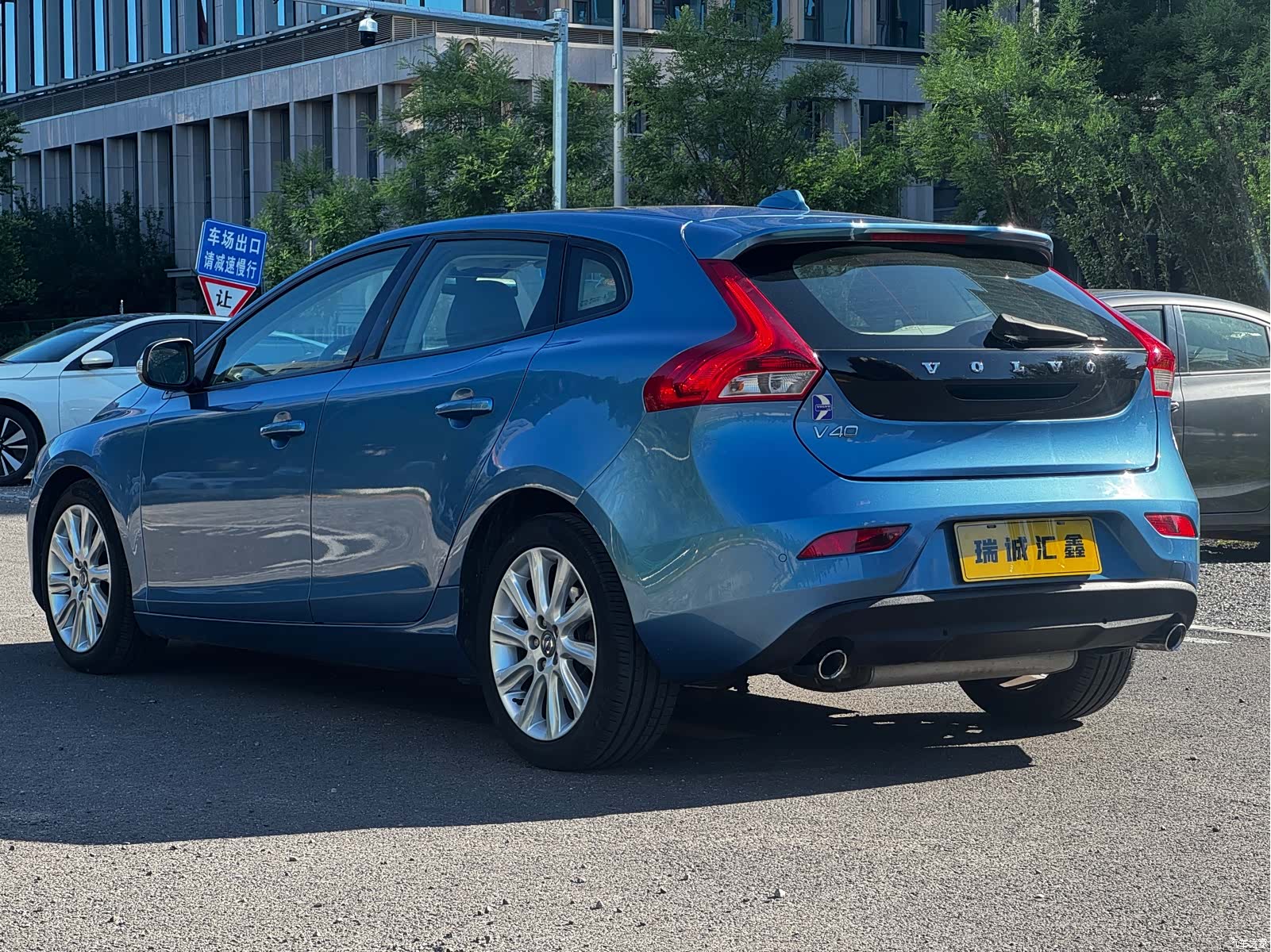 Volvo V40, 2015 7