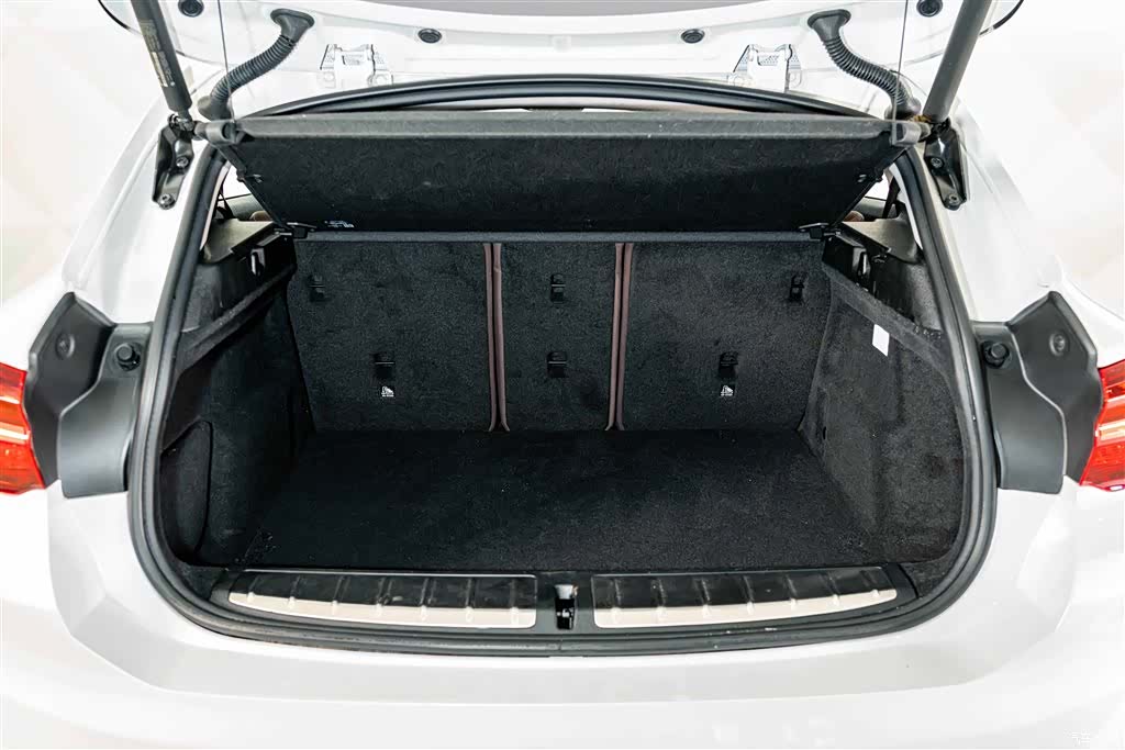 BMW X2, 2023 23