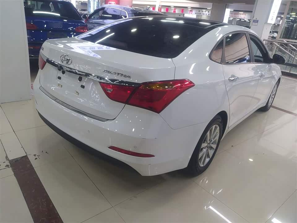 Hyundai Name picture