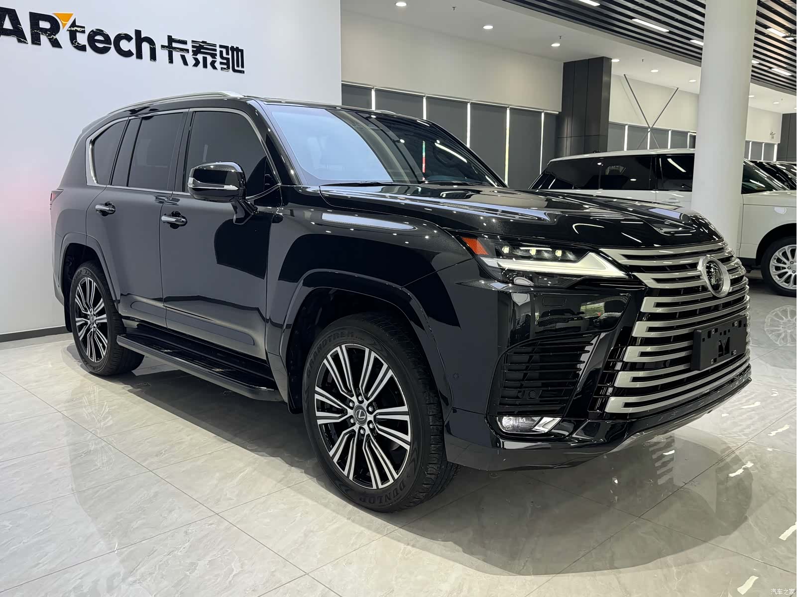 Lexus LX, 2026 3