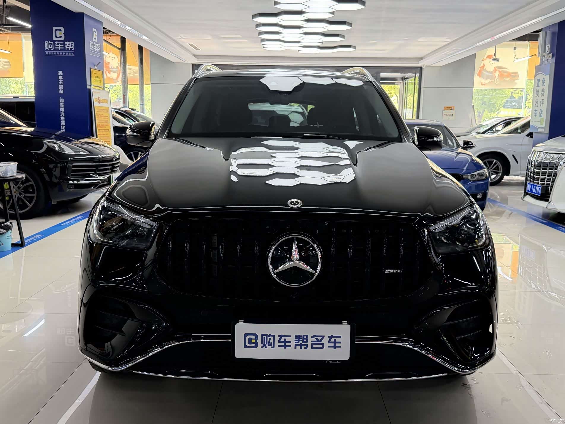 Mercedes-Benz GLE, 2025 2