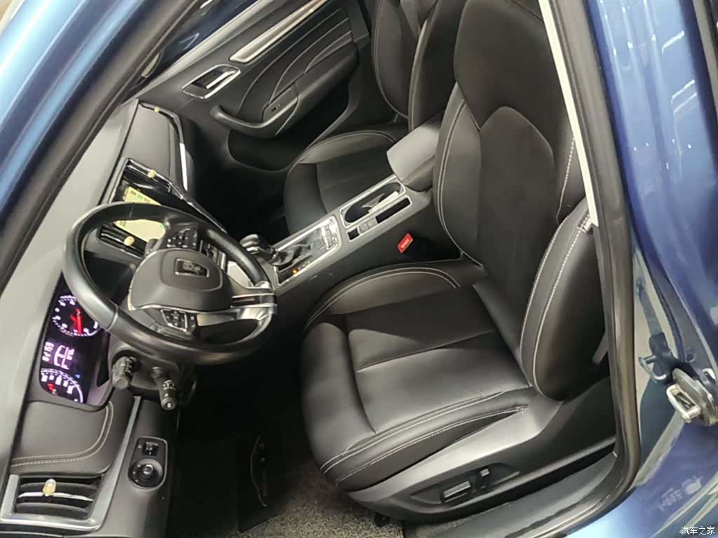 Roewe i6, 2018 15