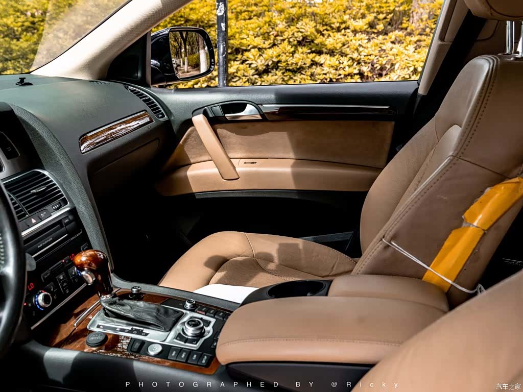 Audi Q7, 2011 7