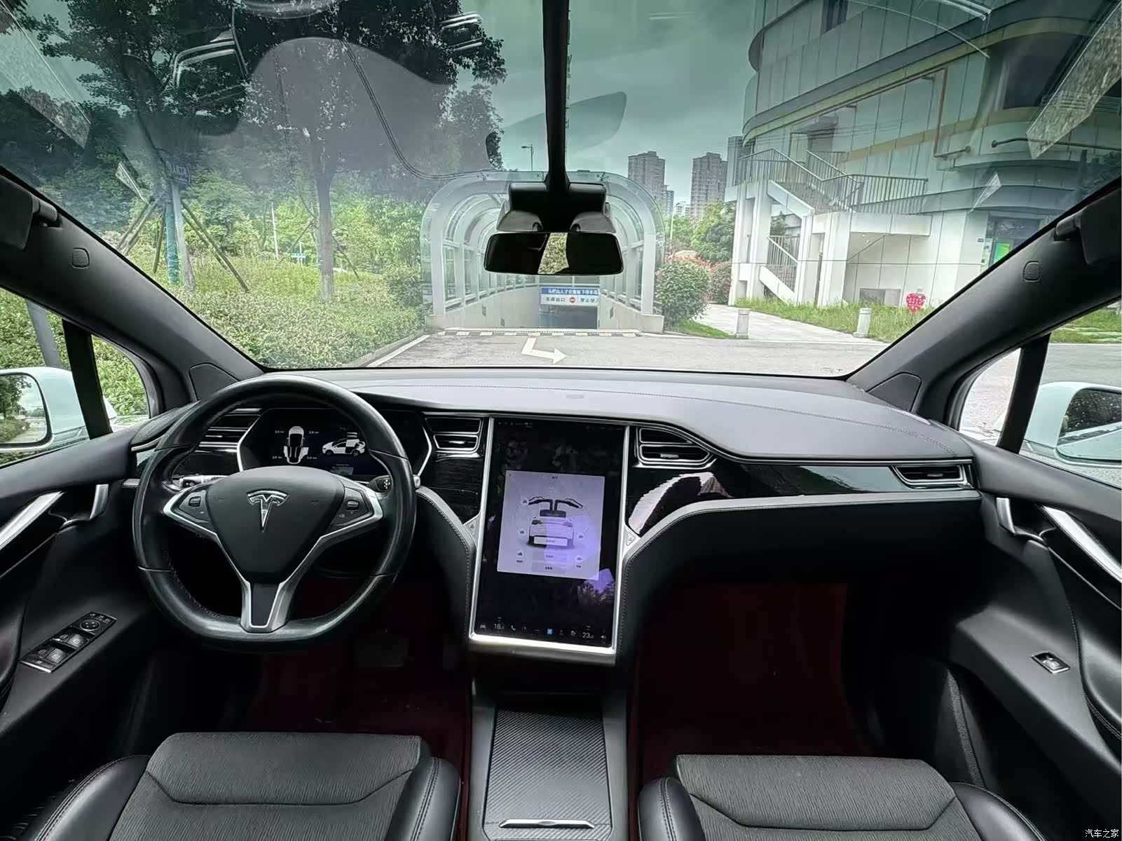 Tesla Model X, 2017 все фото