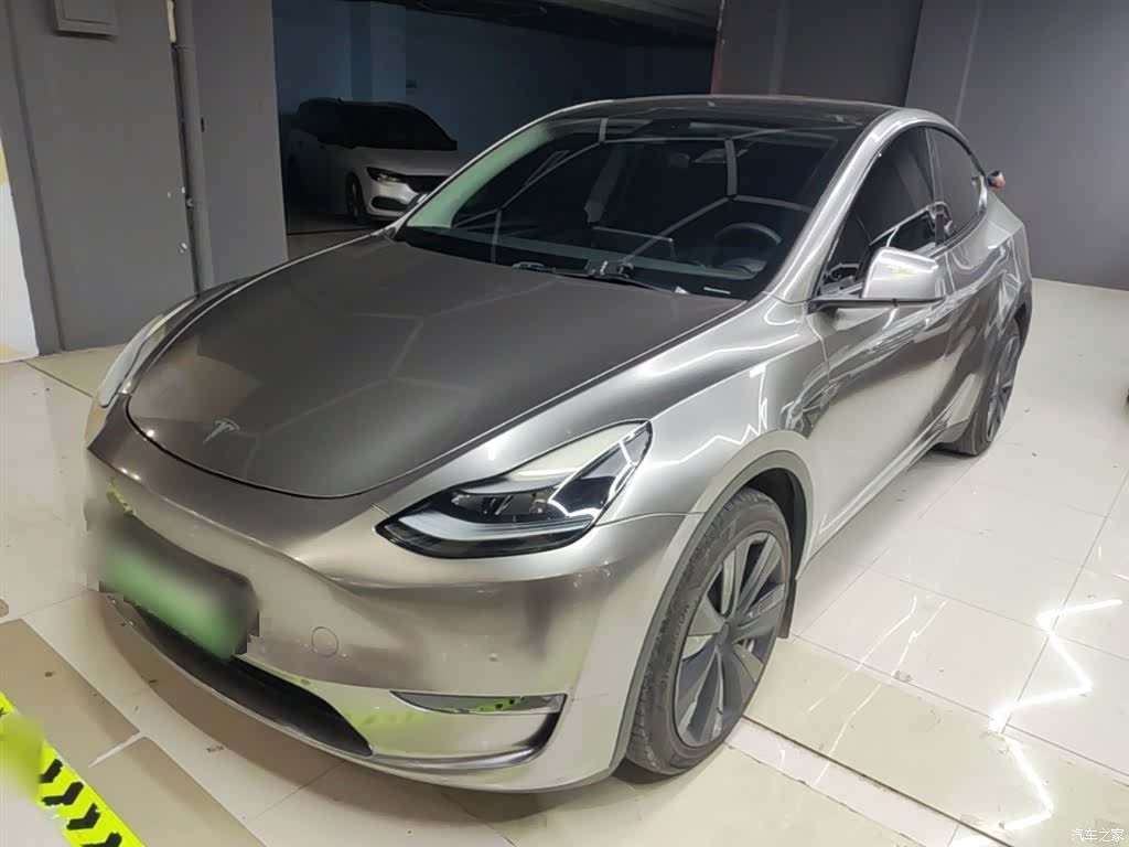 Tesla Model Y, 2022 1