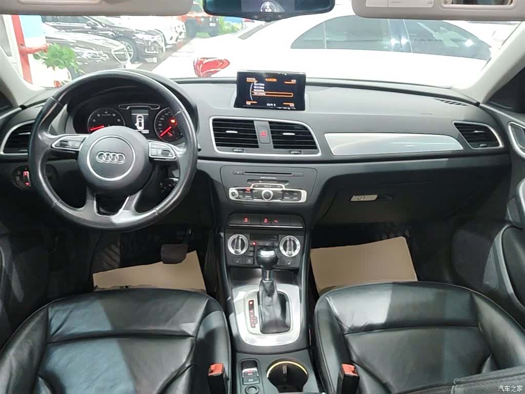 Audi Q3, 2015 10