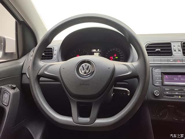 Volkswagen Polo, 2016 11