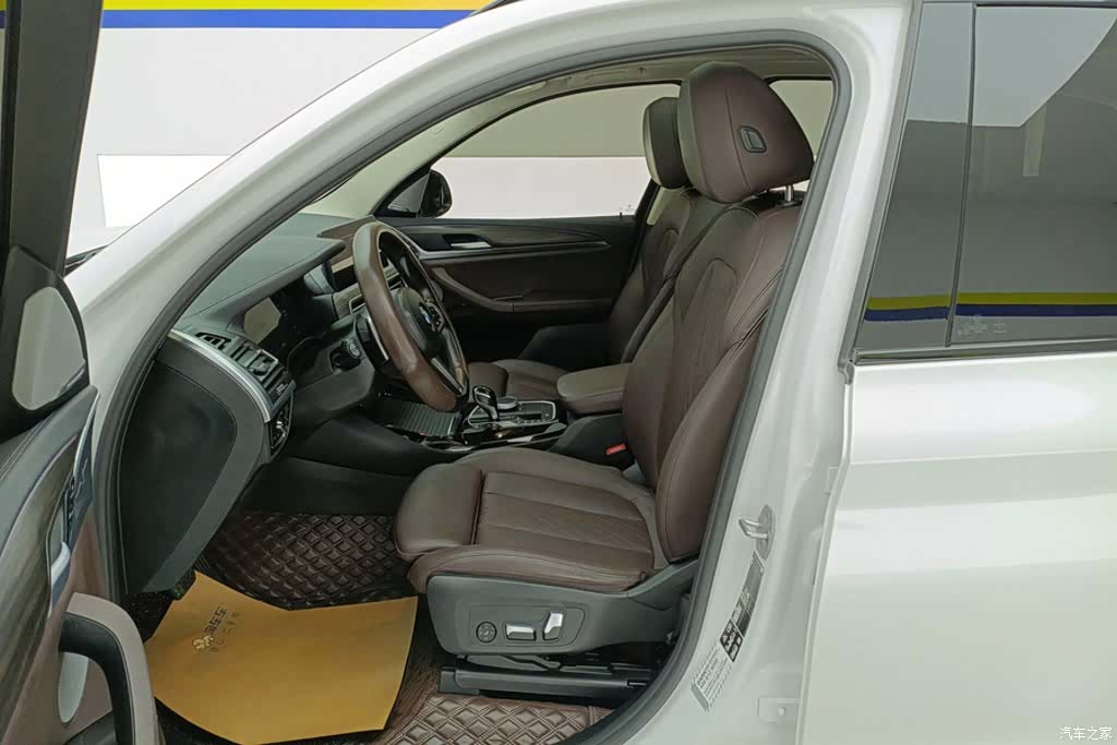BMW X3, 2021 9
