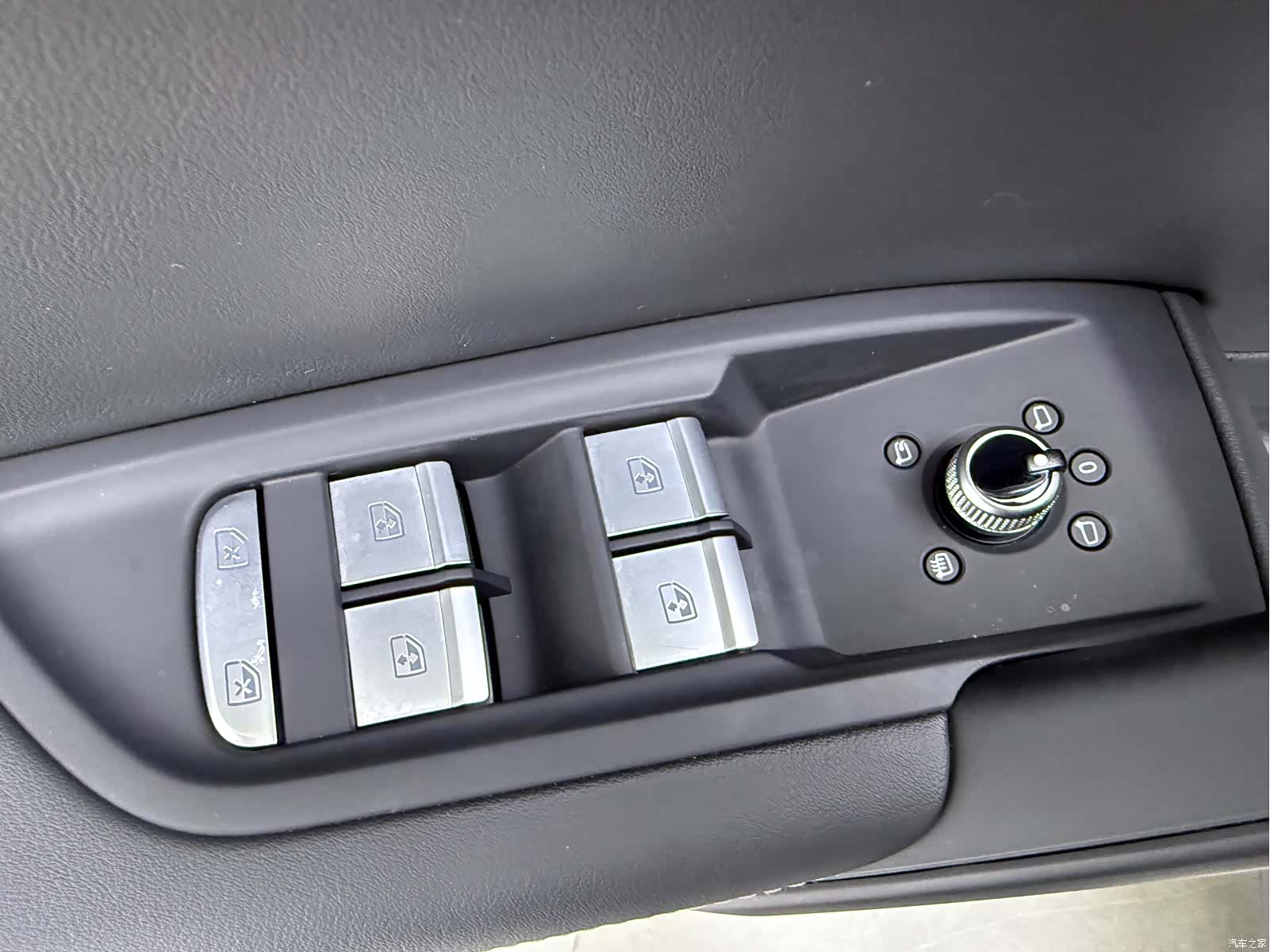 Audi Q5L, 2024 18