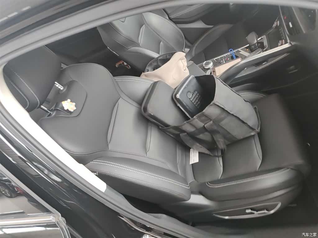 Geely Xingyue, 2021 25
