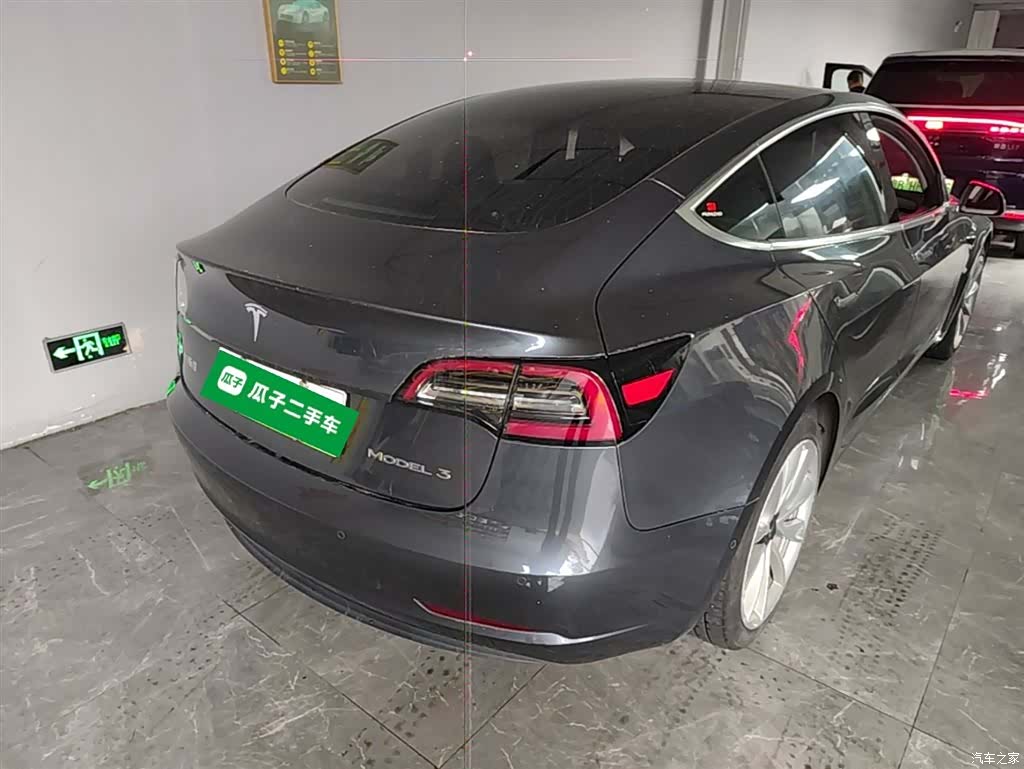 Tesla Model 3, 2020 7