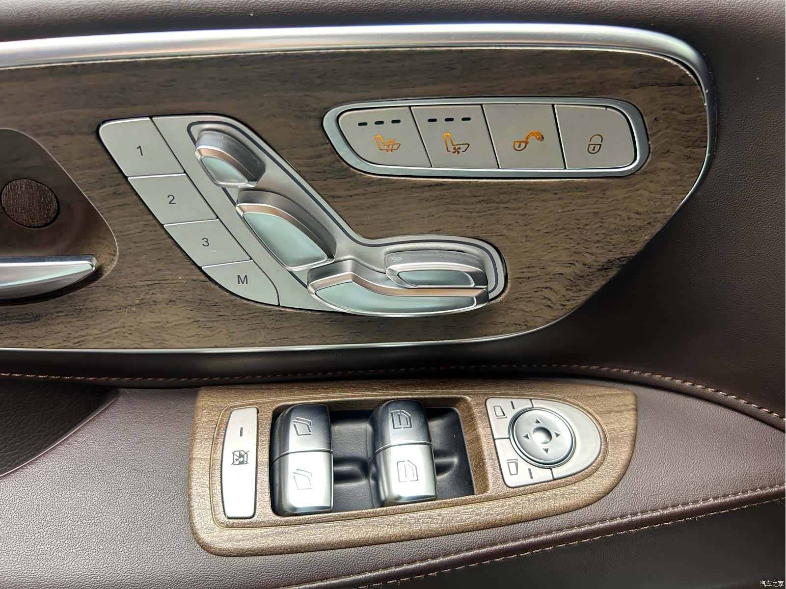 Mercedes-Benz 7, 2023 все фото