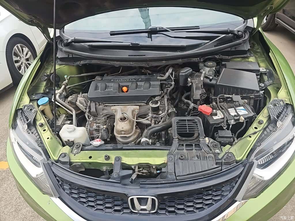 Honda Jade, 2014 20