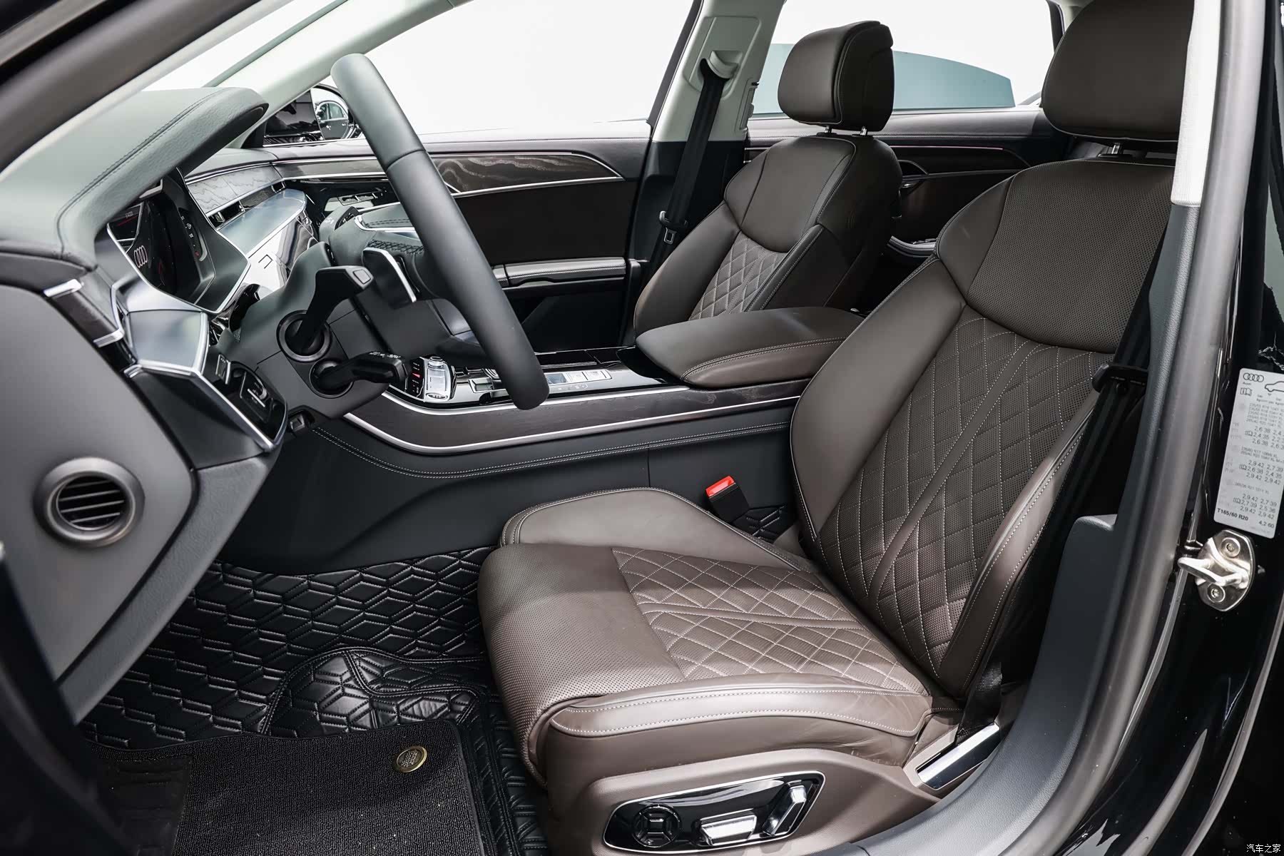 Audi A8L, 2026 10