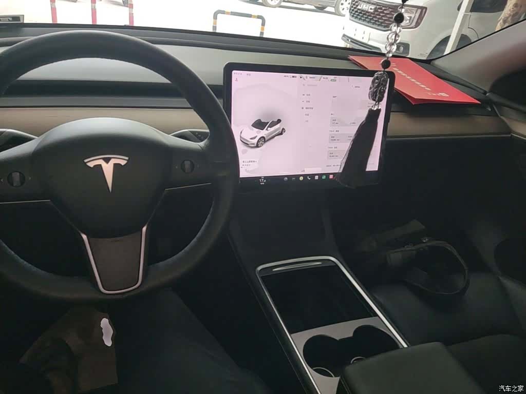 Tesla Model Y, 2021 10