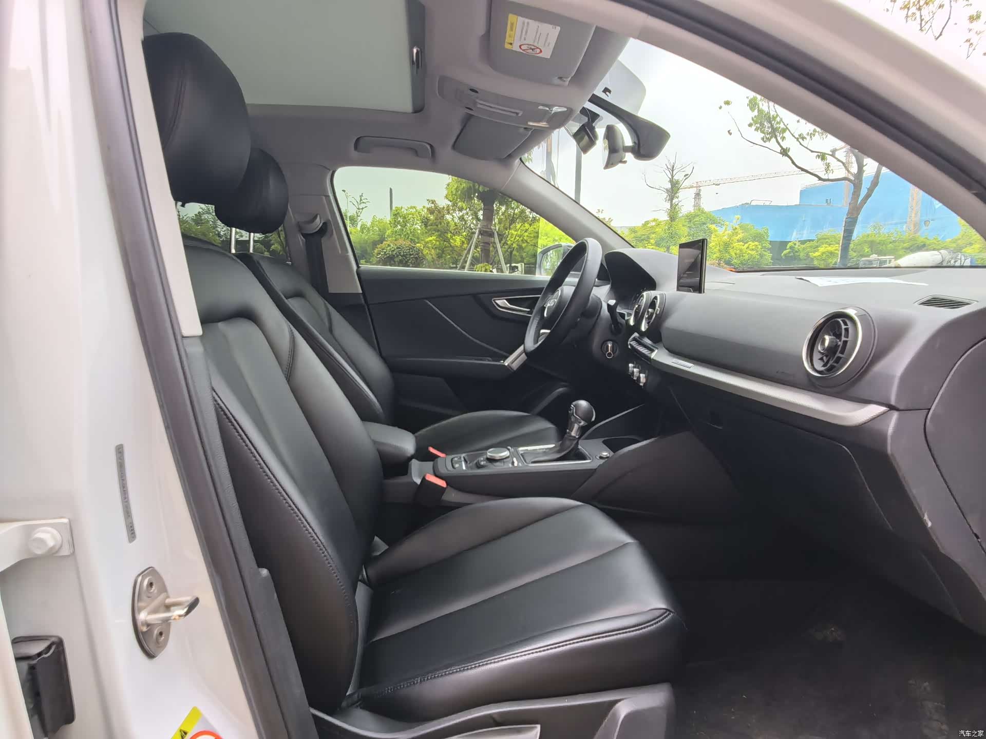 Audi Q2L, 2021 12