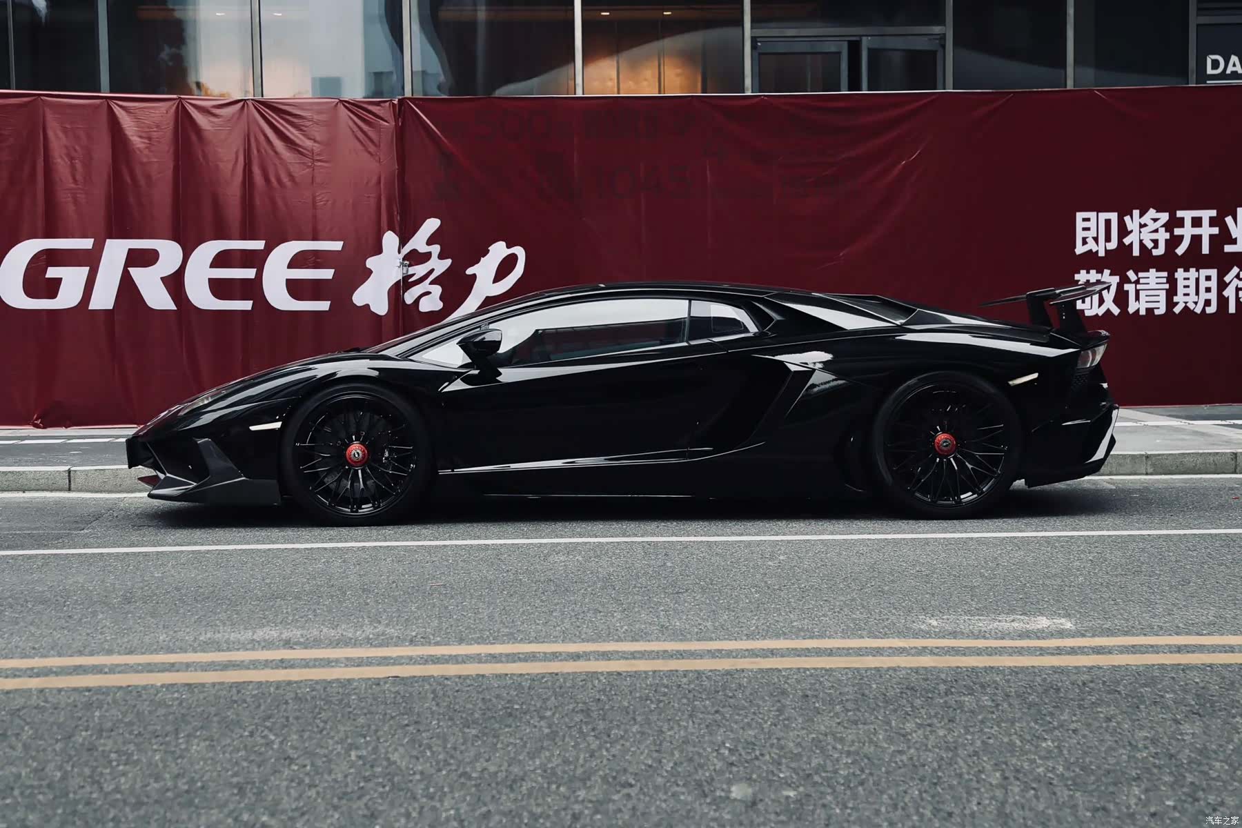 Aventador LP, 2013 2