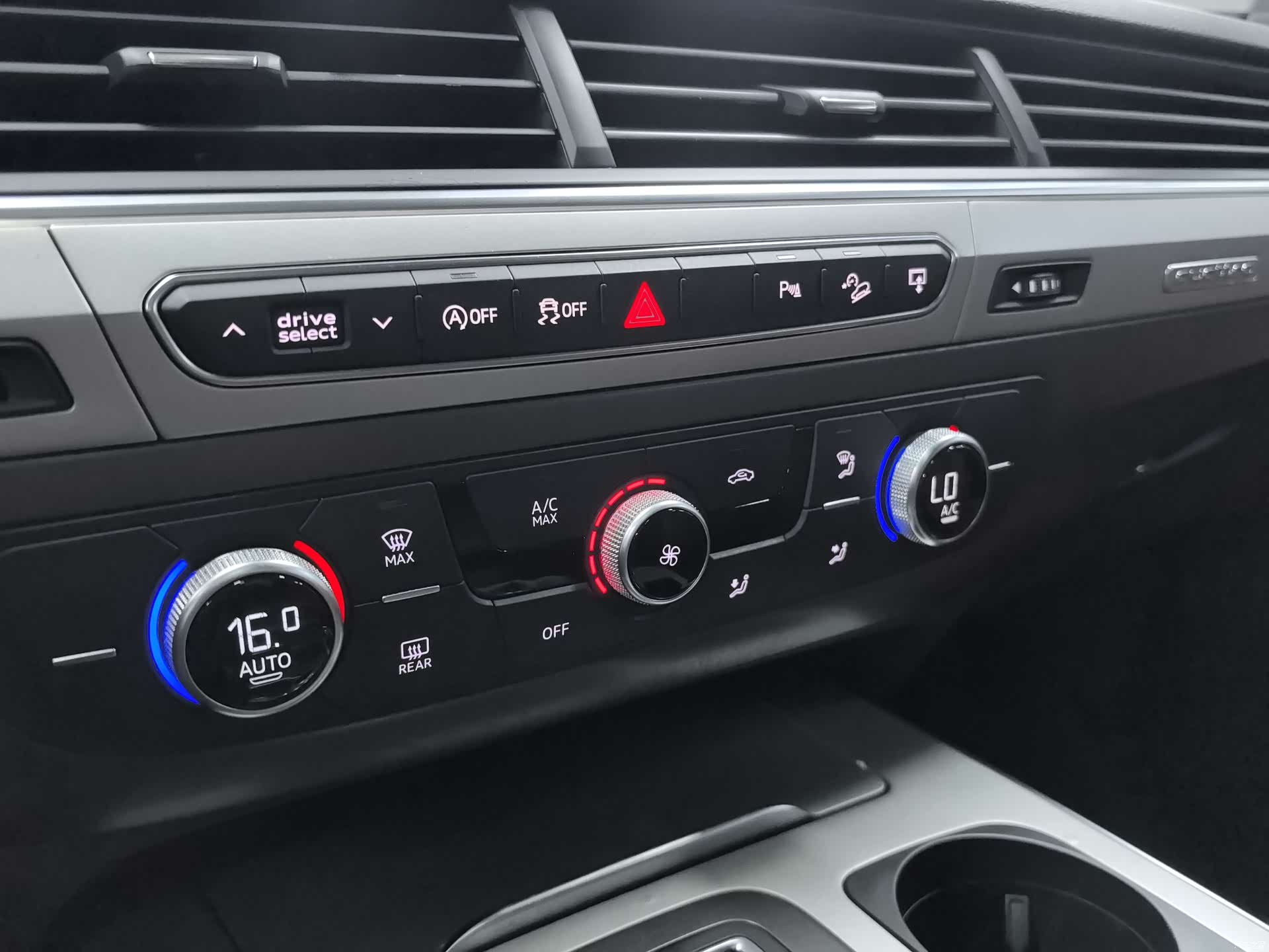 Audi Q7, 2016 10