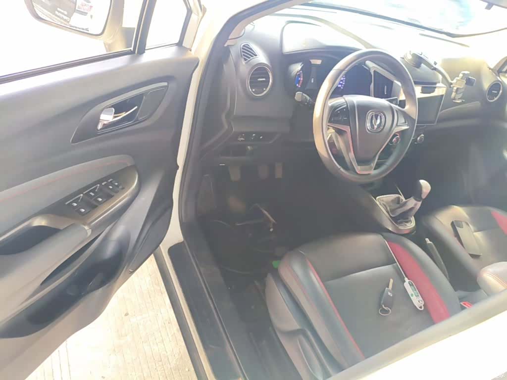 Changan CS15, 2016 16